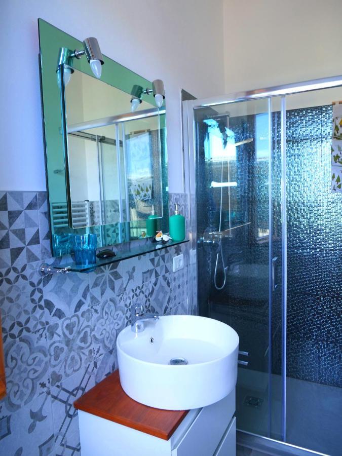B&B Des Artistes Borzano Esterno foto