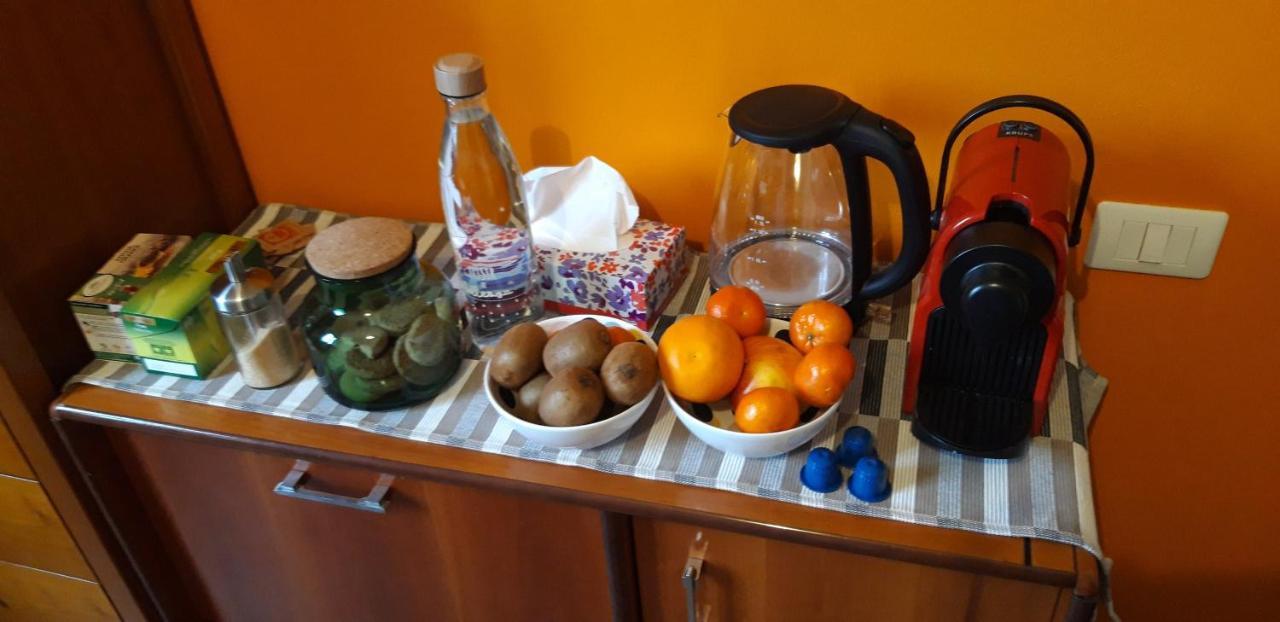 B&B Des Artistes Borzano Esterno foto