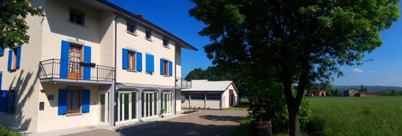 B&B Des Artistes Borzano Esterno foto